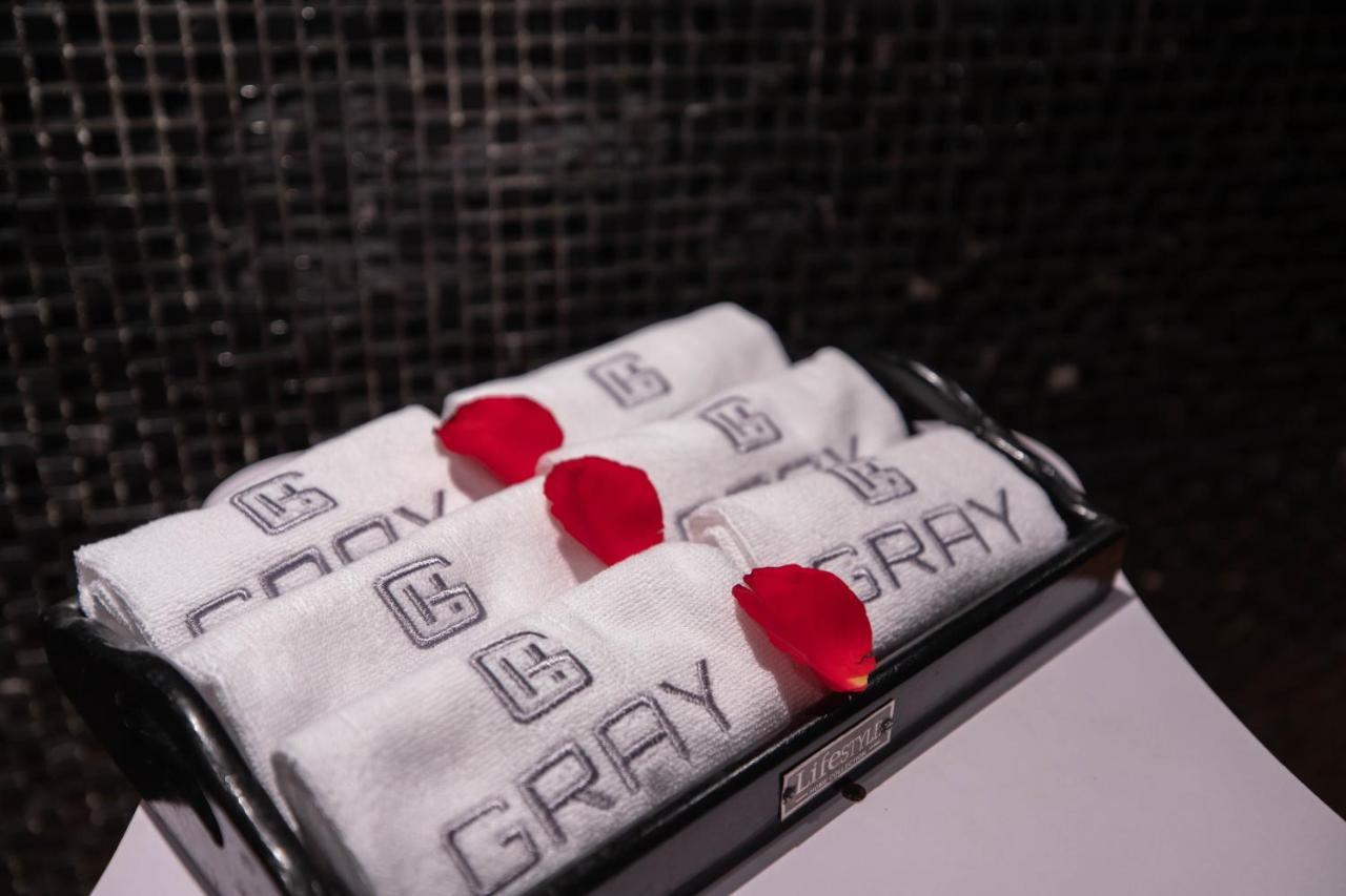 Gray Boutique Hotel Касабланка Экстерьер фото Spa towels