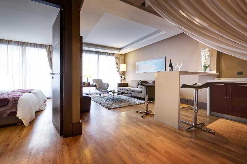 Gray Boutique Hotel Касабланка Экстерьер фото Suite